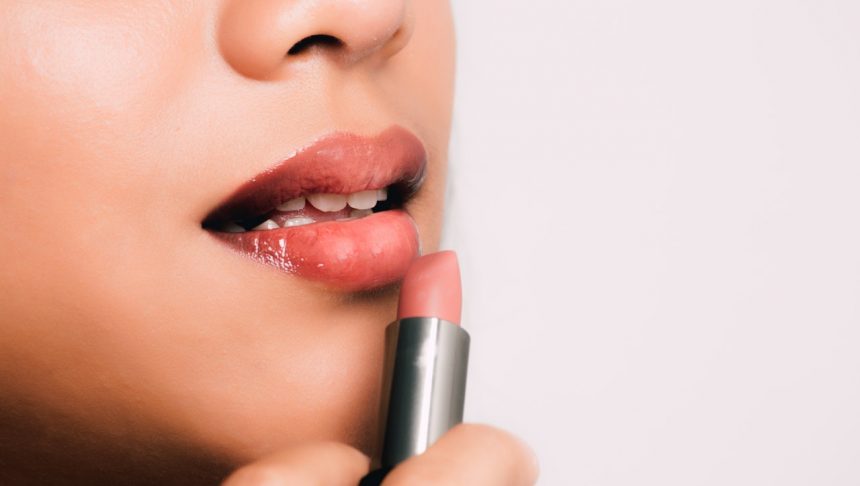 How Matte Lipsticks are redefining the Lip Fashion?